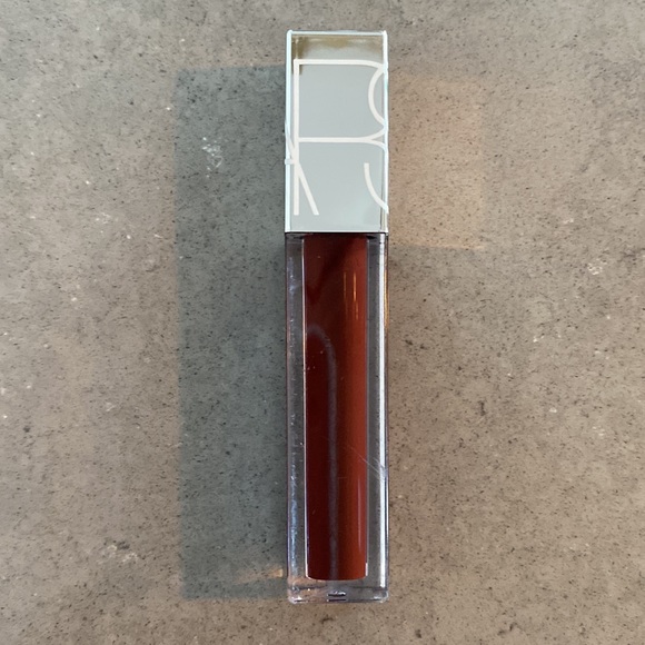 NARS Full Vinyl Lip Laquer in Baden Baden - Picture 4 of 6